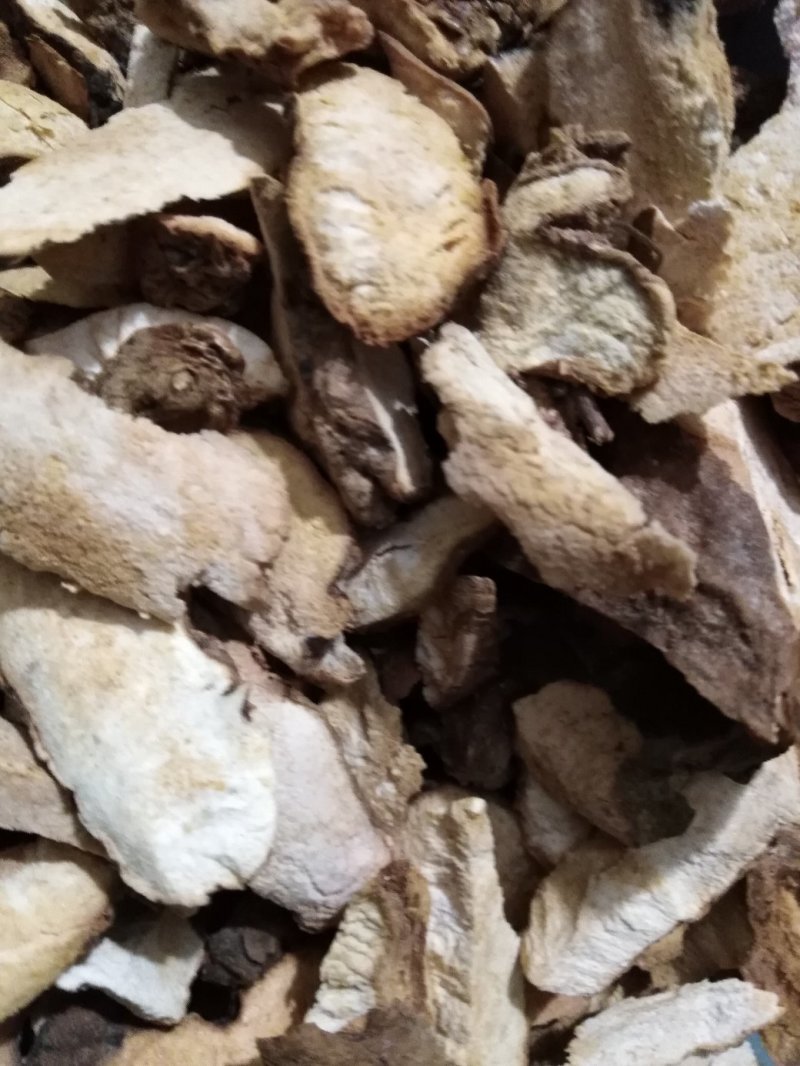 今年白肉粉质晒干土茯苓片干手工切片野生土茯苓干片洗净