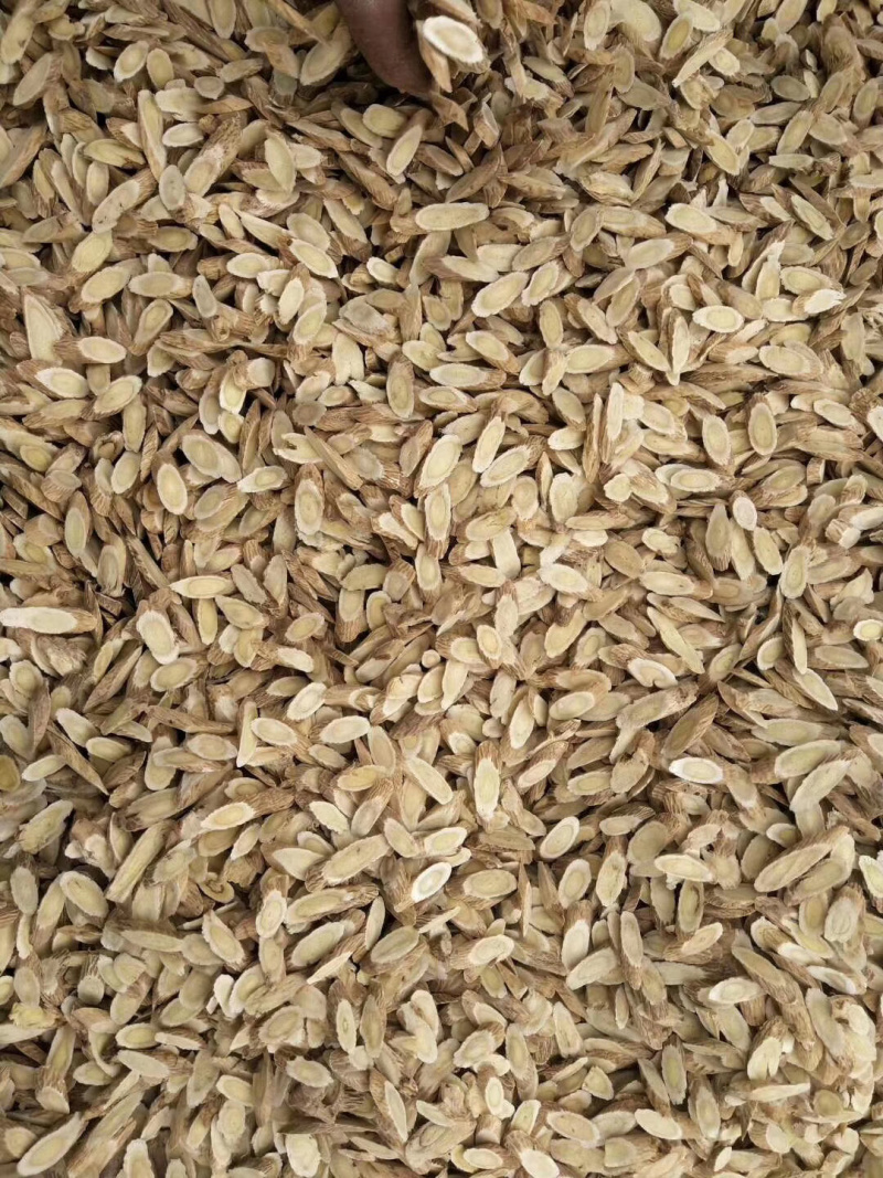 黄芪泡水煲汤等产地直销货物量大从优