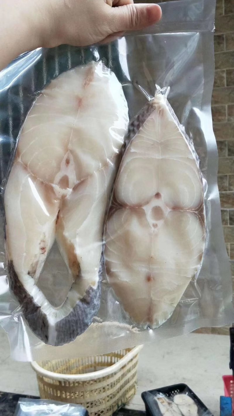 鳕鱼片，马鲛鱼片，马友鱼片，可。
