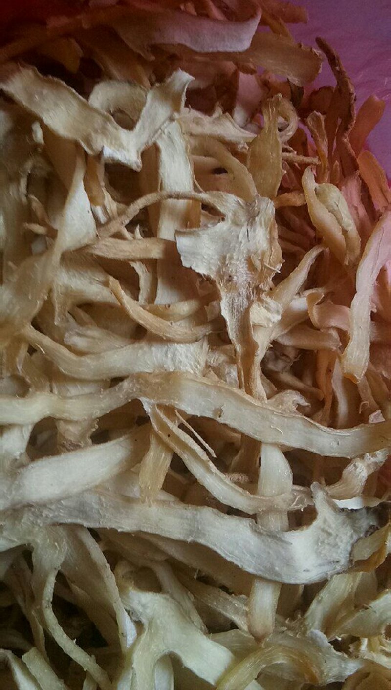 玉竹短统片，没有碎未，五到十公分长不等！
