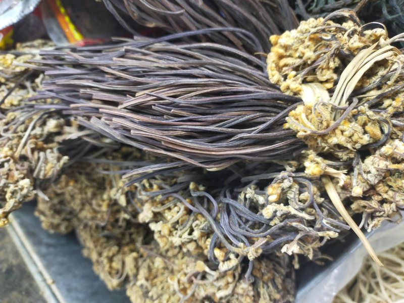 干蕨菜～去老根鲜嫩货！吃着香！
