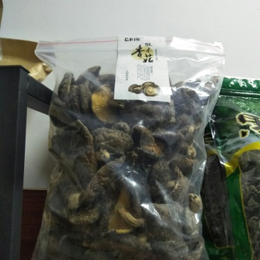 椴木香菇