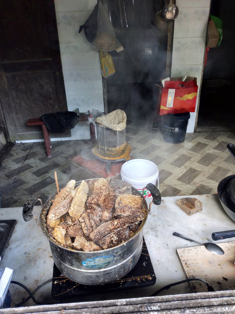 贵州中锋养殖蜂蜡中蜂蜡诱蜂蜡纯蜂蜡包邮到手