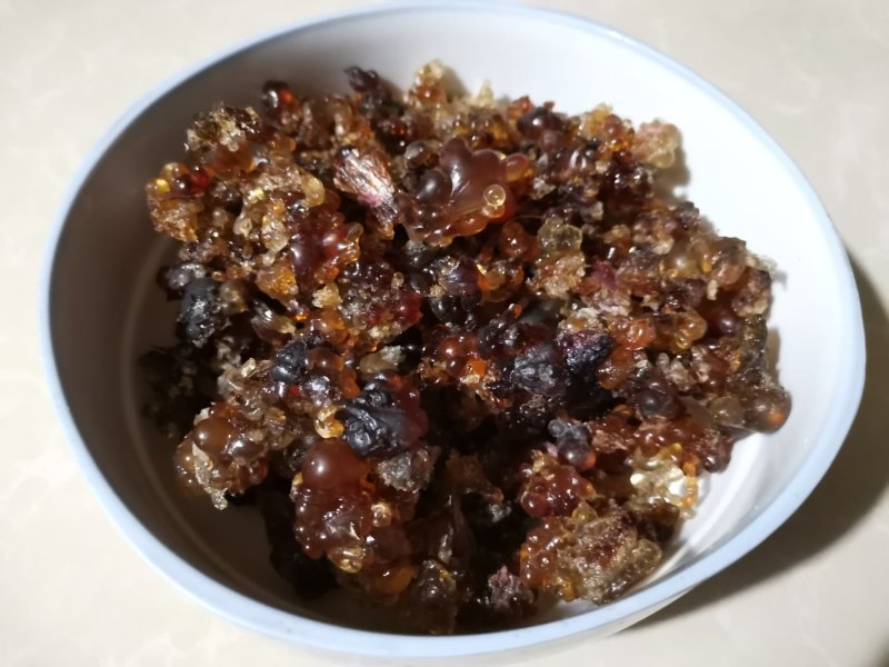 桃胶原料，冬季采摘