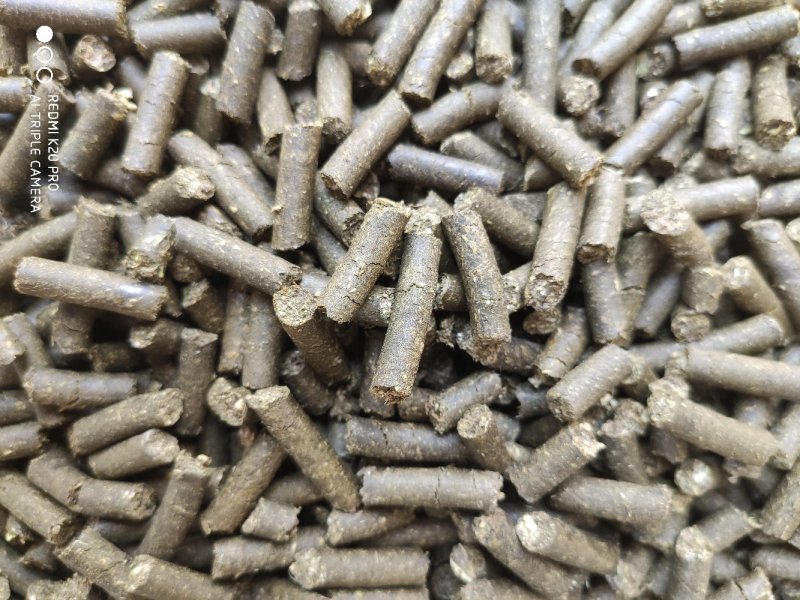 花生秧颗粒全价料，兔料，羊颗粒料，育肥料，