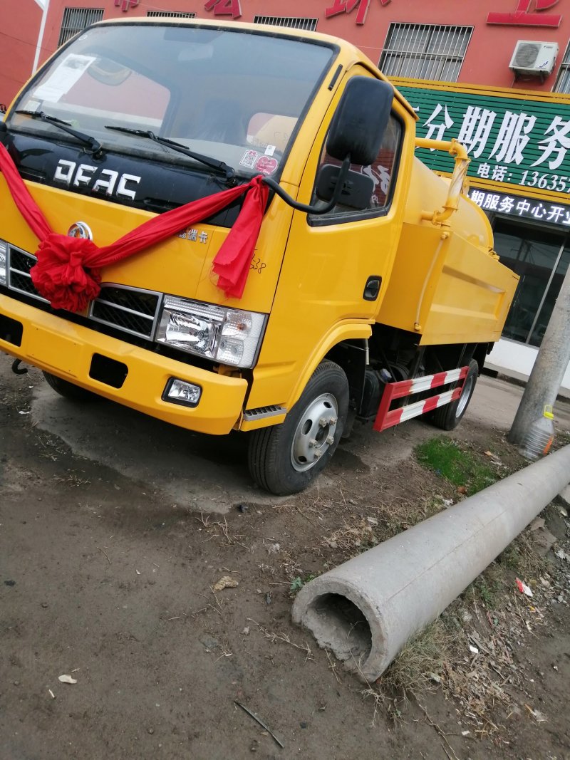东风5吨吸污车吸粪车大型汽车吸污车