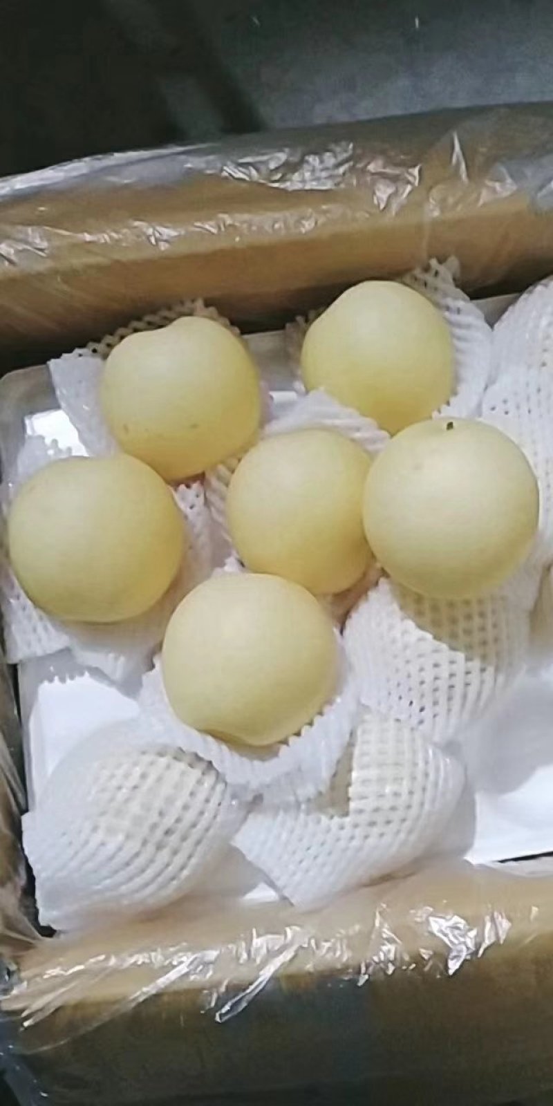 梨皇冠梨赵县皇冠梨产地直销口感脆甜皮薄肉厚