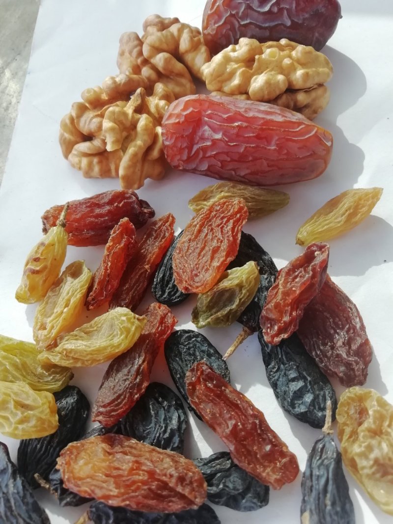 吐鲁番红香妃葡萄干，一级，2斤起发货，量多优多