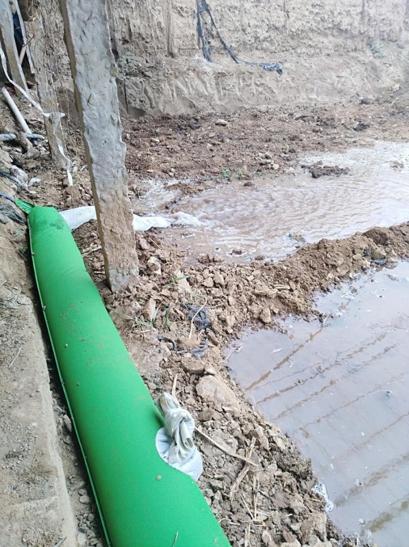水浇地农田灌溉小麦大棚种植大蒜浇水