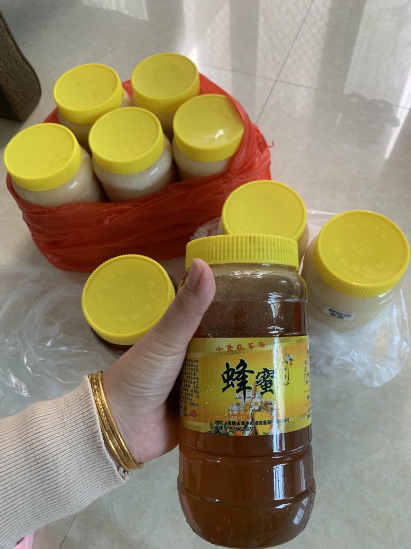 自家酿造的纯正蜂蜜~龙眼蜜
