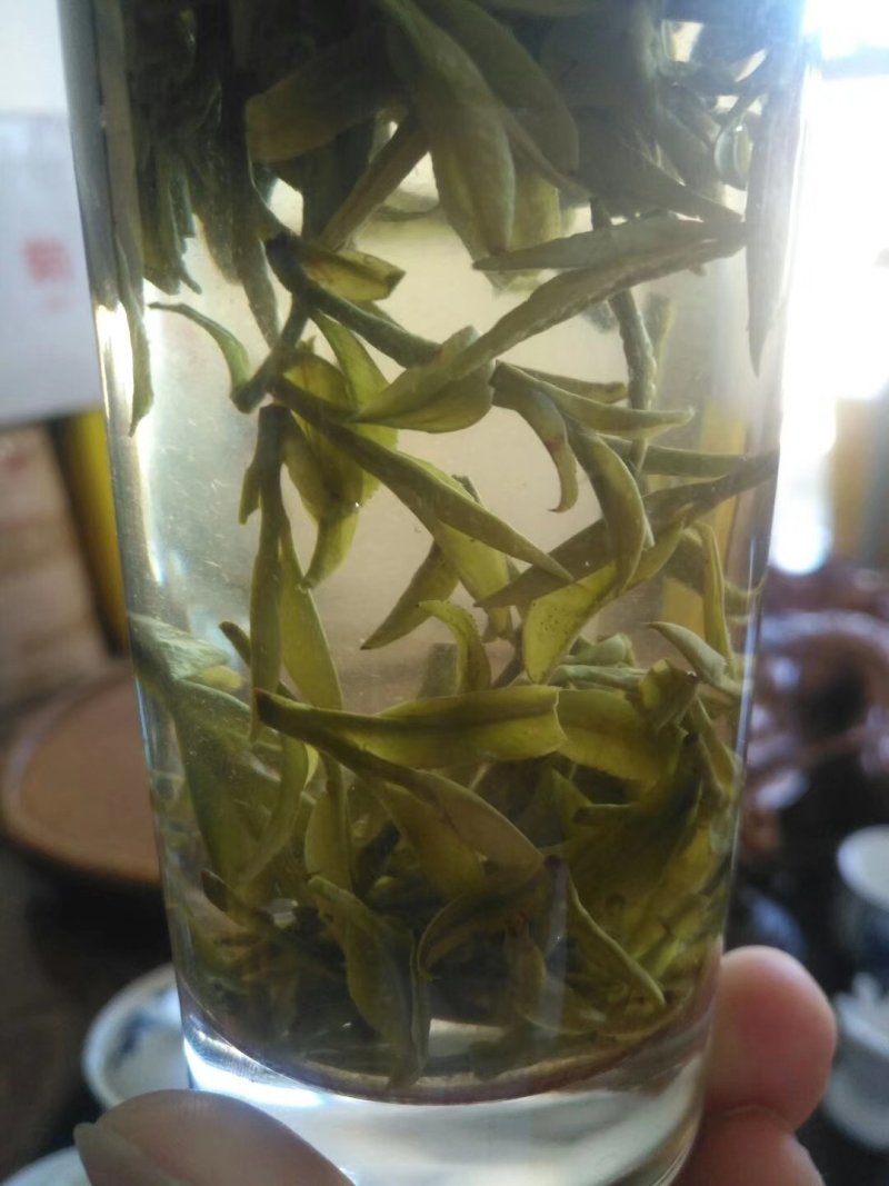 代销各种龙井茶，厂家直接发货，保证出厂价销售，诚信为本。