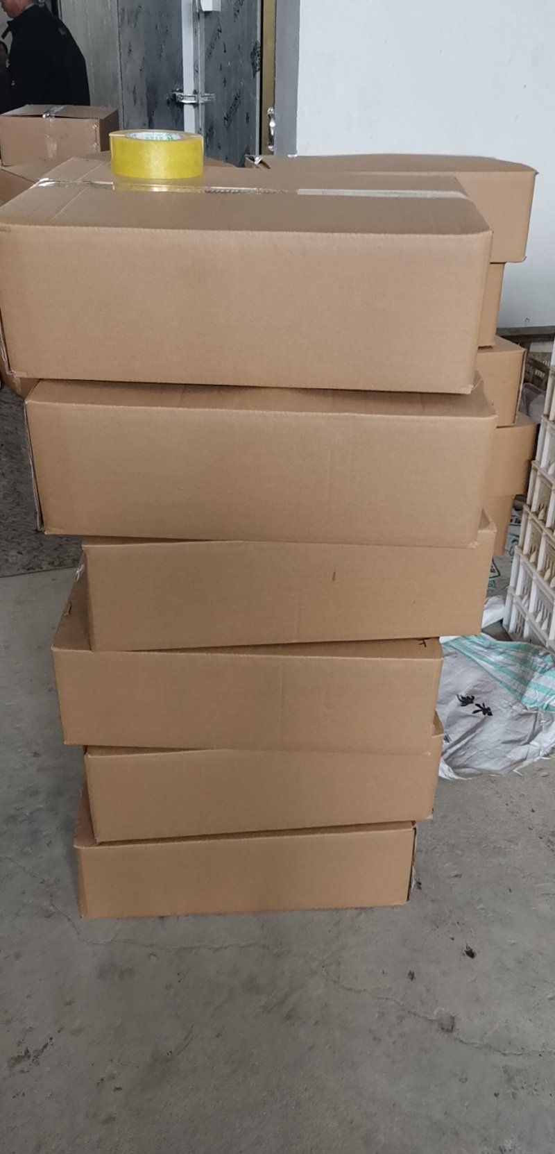 大量供应盐城大丰自产各种规格冷鲜带皮兔肉