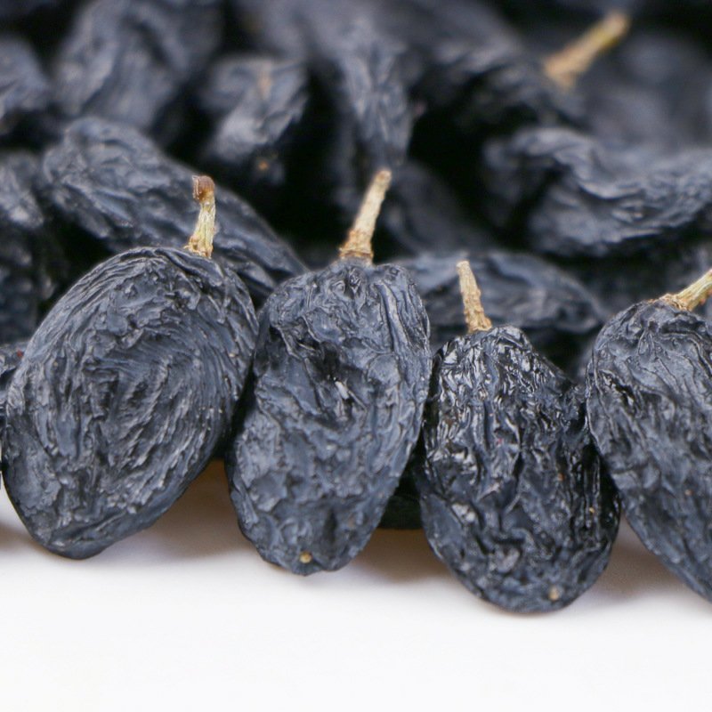 新疆吐鲁番特色大粒子黑加仑葡萄干