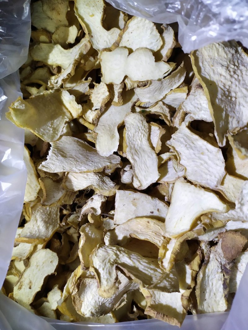 优质手工多花姜形甜黄精片无硫烘干货。符合药典标准（老虎）