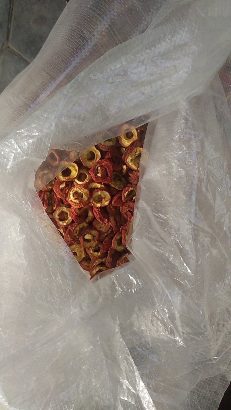 无核山楂干，色红，饮片货，