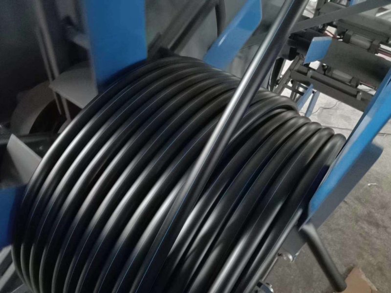 圆柱滴灌管果树滴灌，大棚滴灌