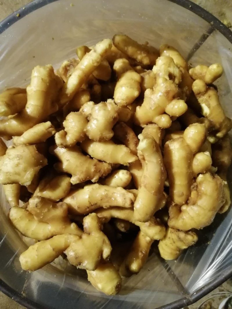 安丘各种精品姜巴，做调料用饭店食堂用都有欢迎各地老板
