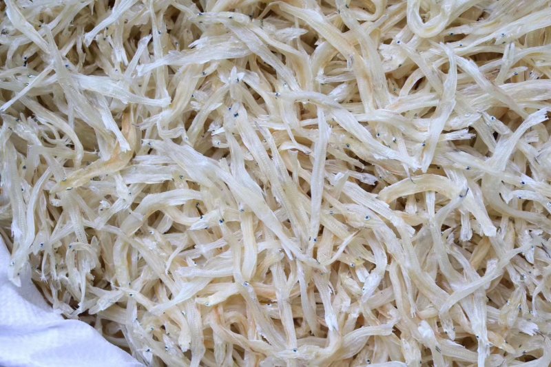 直销精选中大号银鱼干纯淡干新鲜味道浓肉质肥嫩紧实