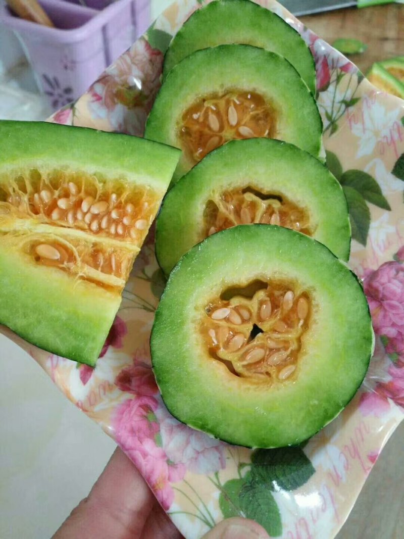 羊角蜜甜瓜羊角脆甜瓜产地直发新鲜采摘