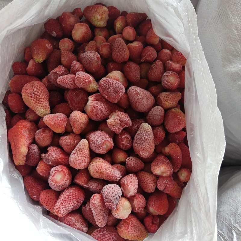 冷冻草莓榨果汁酿酒做果酱食品原材料全年供应