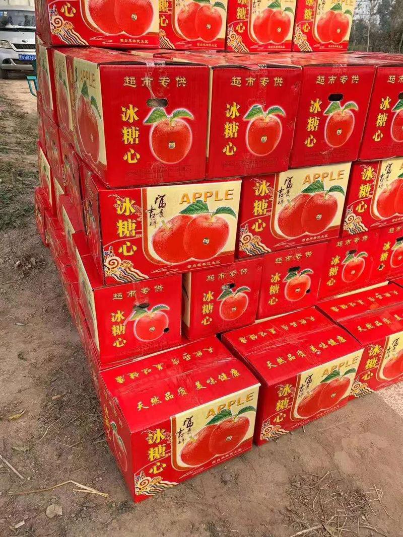 万亩优质红富士苹果基地口味脆甜货源充足货发全国欢迎选购