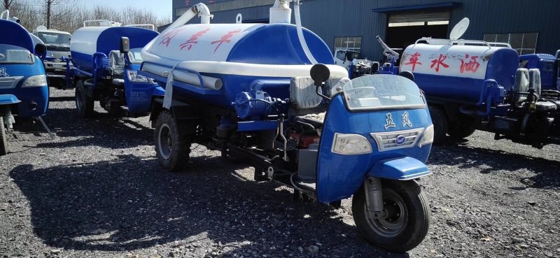 洒水车洒水雾炮车新能源环卫车吸粪车