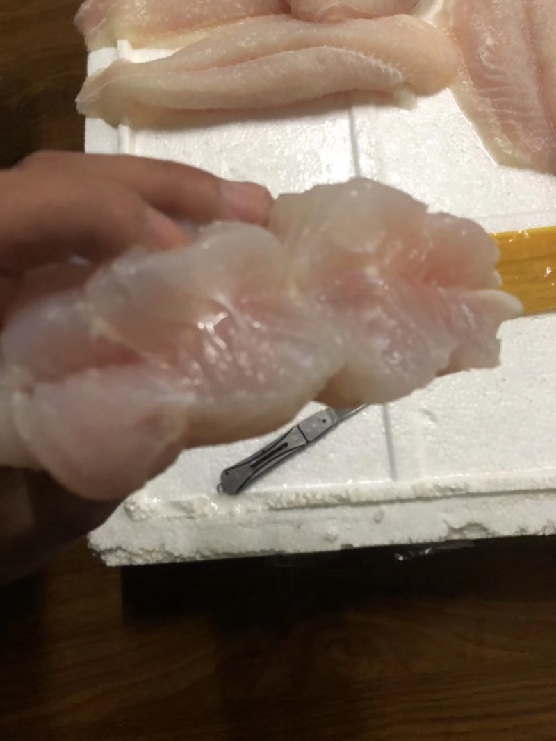 冷冻巴沙鱼柳全规格带皮鱼柳原料板冻
