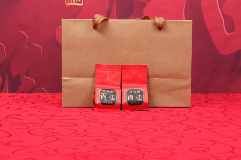 马头岩肉桂新茶特级岩茶独立小袋包装配礼盒手提袋