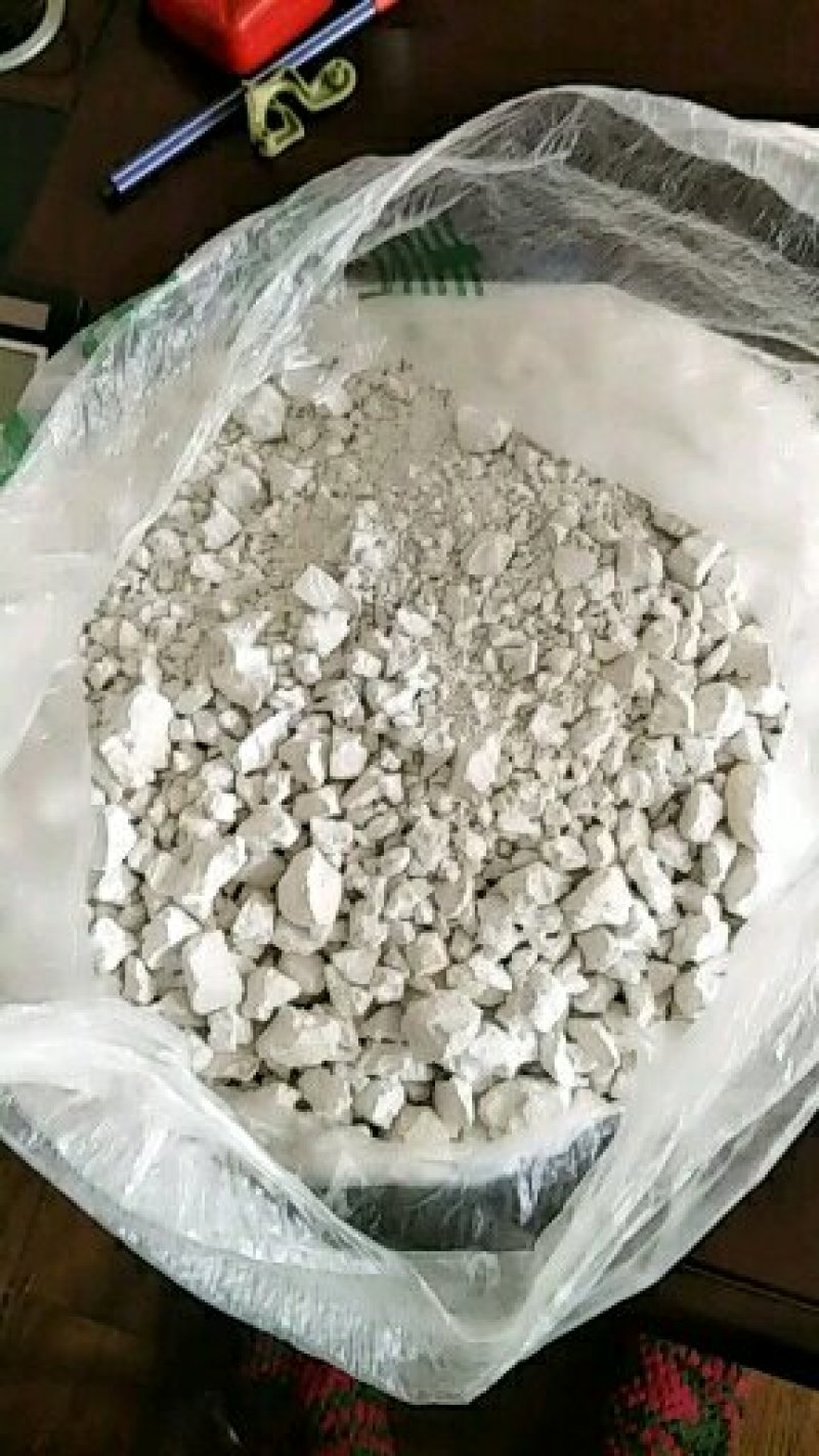 野生葛根粉，手工精心提炼无杂质。