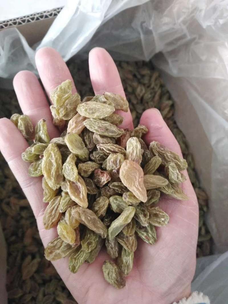 正宗新疆特产香妃黑加仑葡萄干