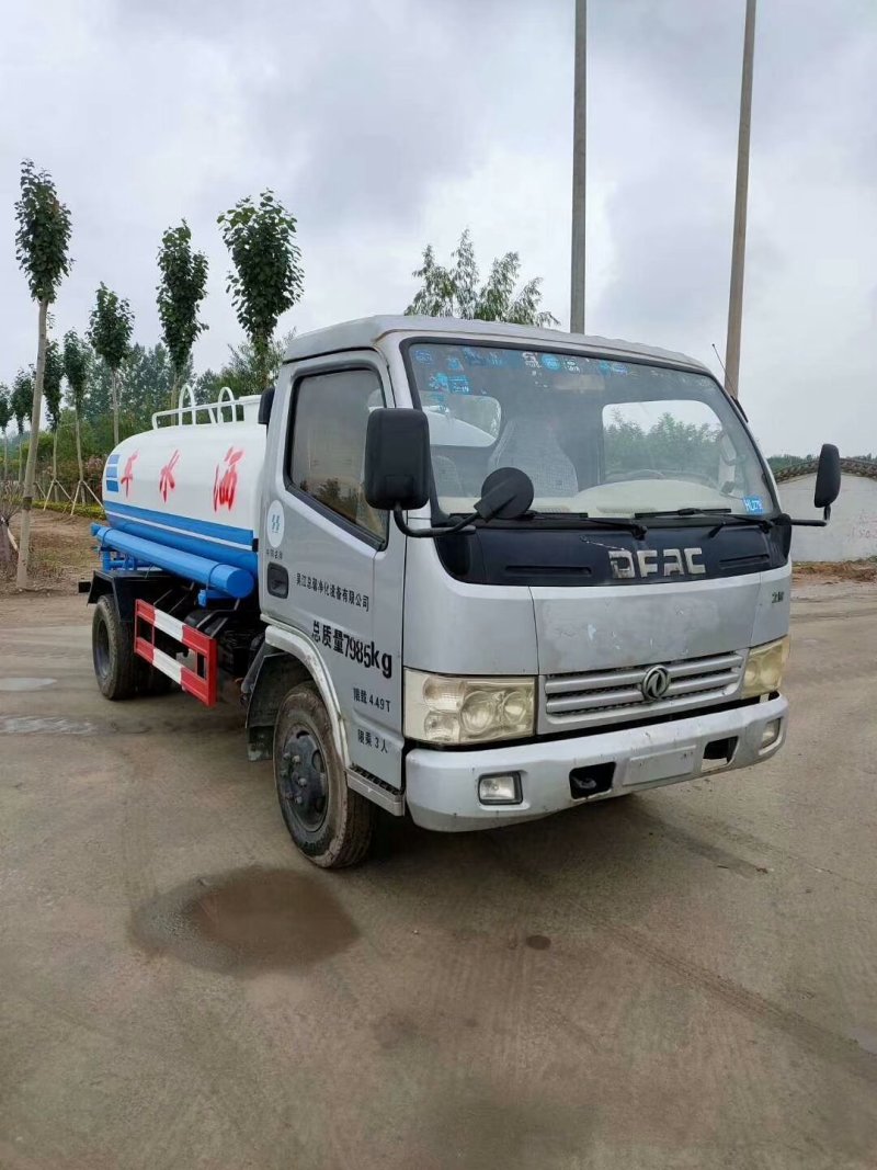 环卫车