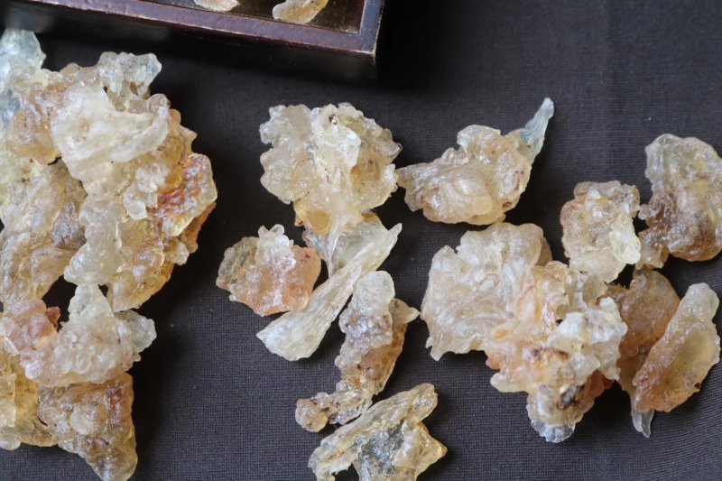 缅甸精品拉丝雪燕泡发后颜色白净口感丝滑性价比非常高