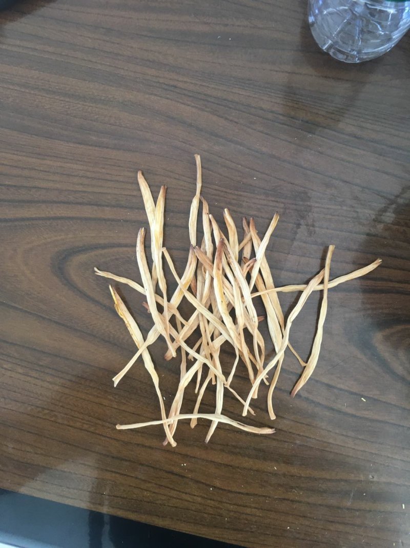 黄花菜特级无硫，产地直销量大从优