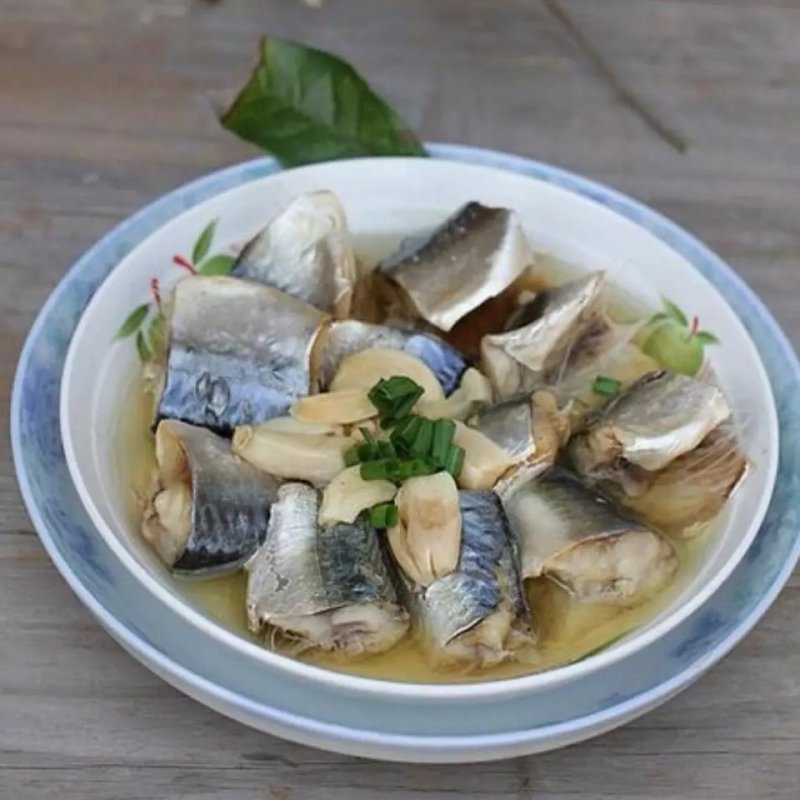 新鲜小青鱼沙丁鱼深海冷水鱼