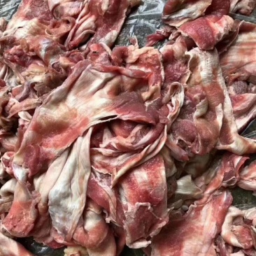 无油纯干牛肉筋，有肉有筋，欢迎各位老板订购。