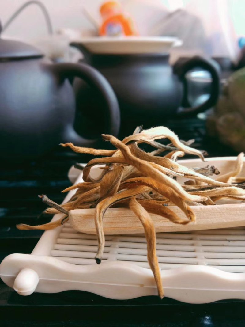 普洱茶滇红茶手工滇红金芽250g