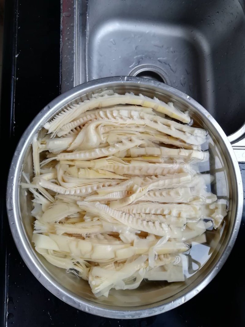 野生苦笋处理好的