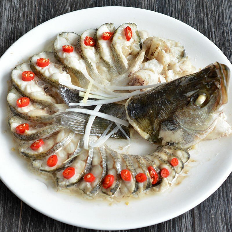 新鲜鲈鱼冷冻鲈鱼大小鲈鱼