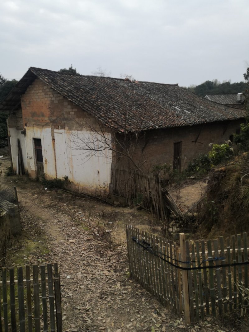 农村老宅出售，非诚勿扰