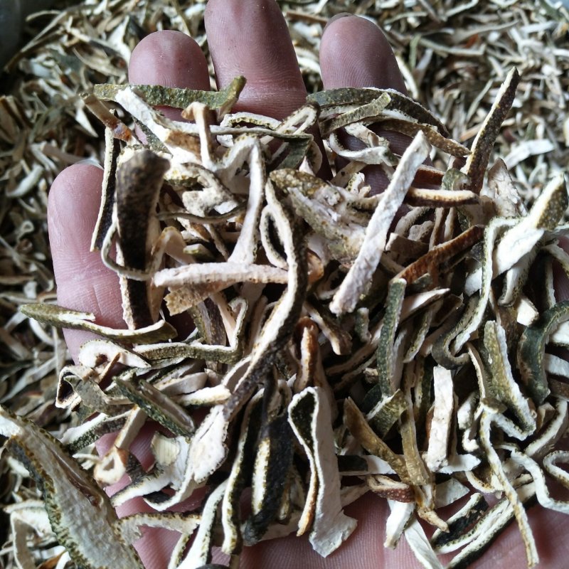 精选四花青皮丝无硫正品，颜色青绿干度十足