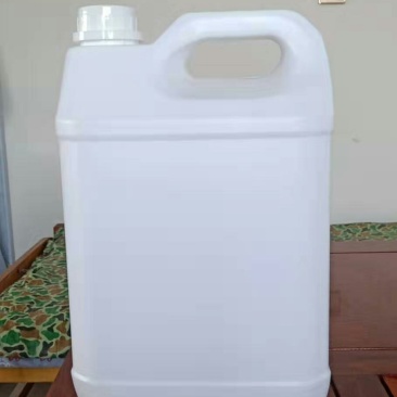 色拉油桶，消毒液桶，浇花喷壶，洗洁精桶洗衣液桶，