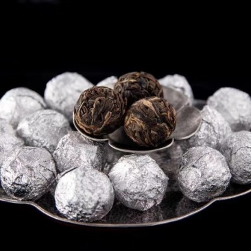 原产地直销普洱茶云南西双版纳易武生态茶