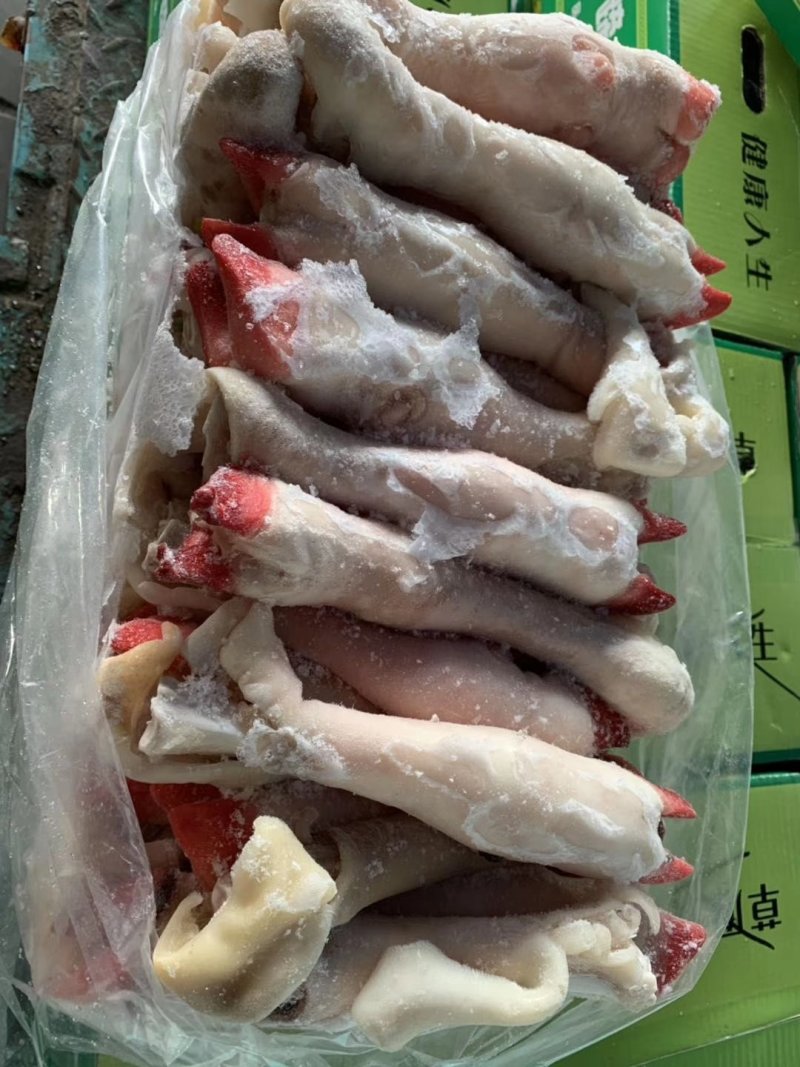 水褪羊蹄，11一斤，净重50斤，干净无毛，不抽筋。