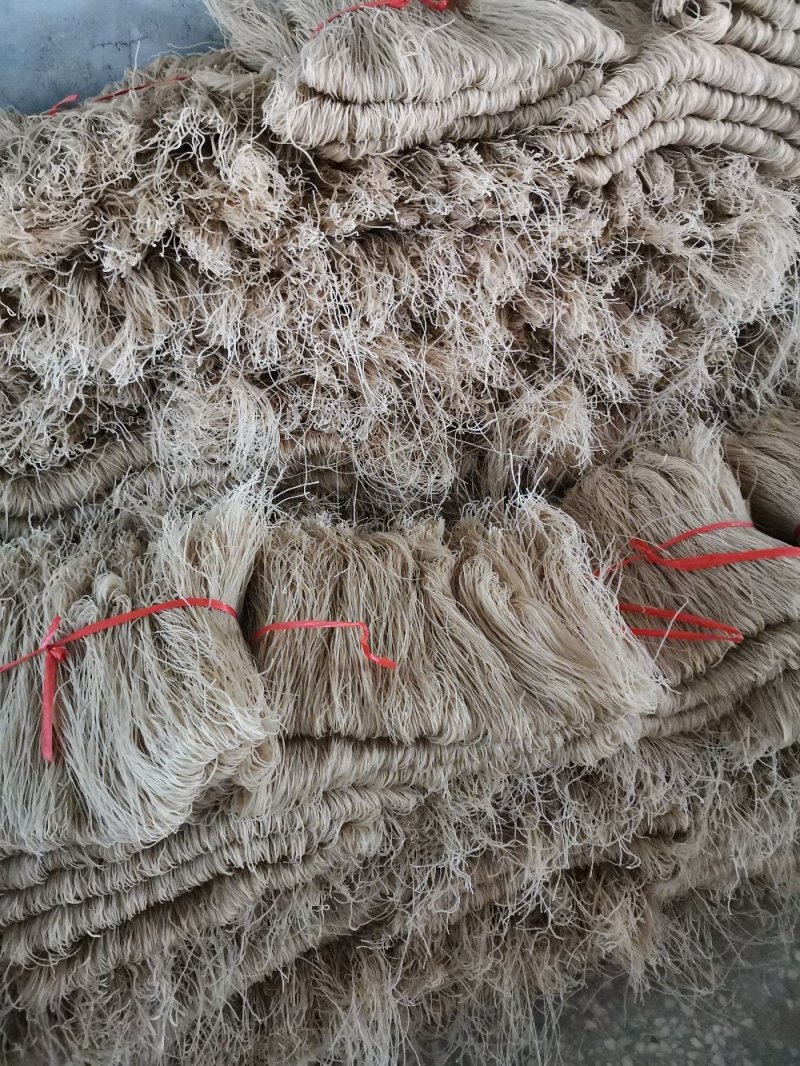 纯正红薯粉丝，自家手工制作，保证品质