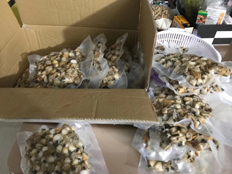 扇贝肉！！一袋一斤装！！新鲜取肉急冻，鲜度非常好！！好吃