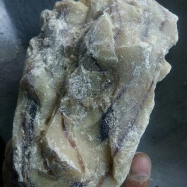 枫香脂，常年批发供应冷背中药材，黑云，枫香脂中药材