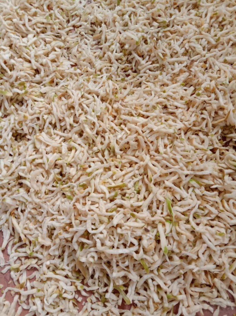 芥菜丝大头菜辣疙瘩丝腌制好的丝丝腌制好的叶子