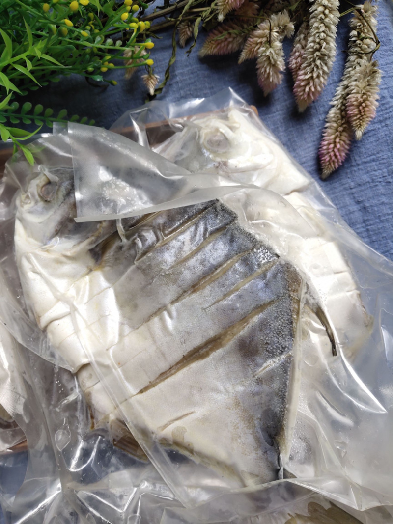 金鲳鱼每条300-500克淘货源微商电商实体一件代发