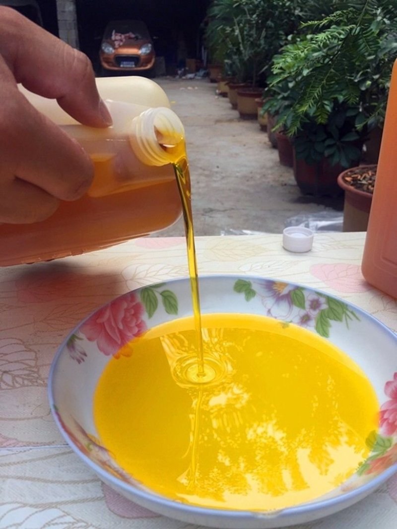 农家东北大豆油自榨散装非转基因老式黄豆油纯正无添加食用油