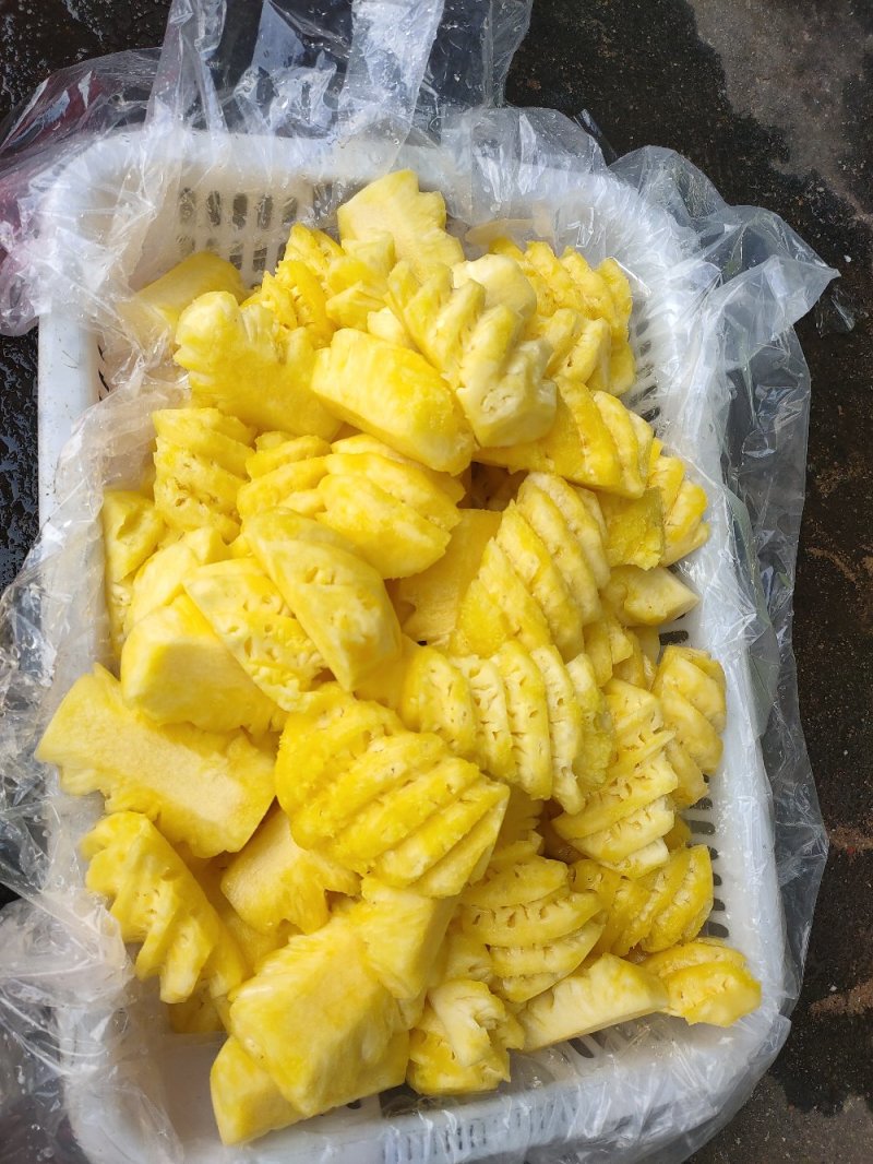 徐闻菠萝红土金菠果靓味甜20度走大货一件代发